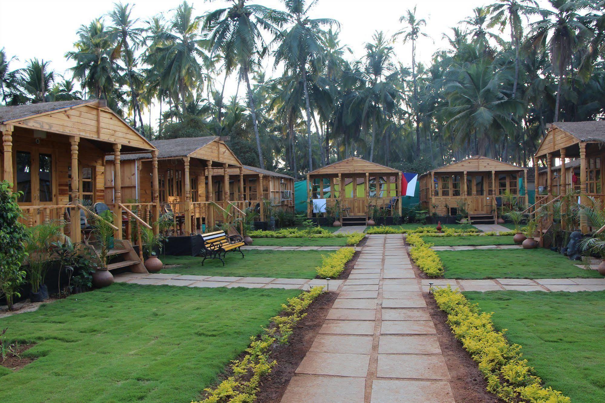 Neptune Point Premium Cabañas Palolem Exterior foto
